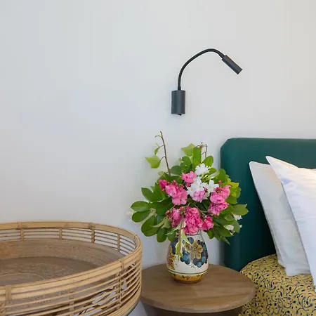 Alkis - Spacious Pool Retreat *