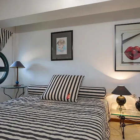 Alkis - Spacious Pool Retreat Vanato