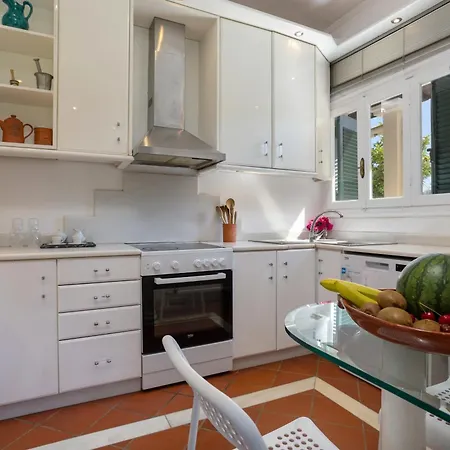 Villa Alkis - Spacious Pool Retreat