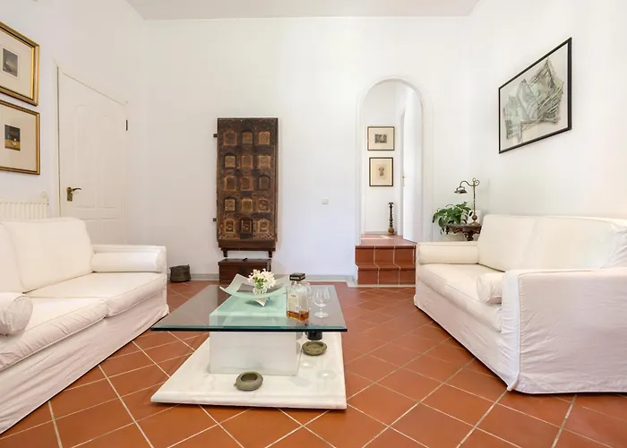 别墅 Alkis - Spacious Pool Retreat *