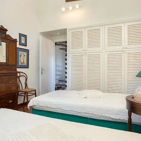 Alkis - Spacious Pool Retreat Villa *