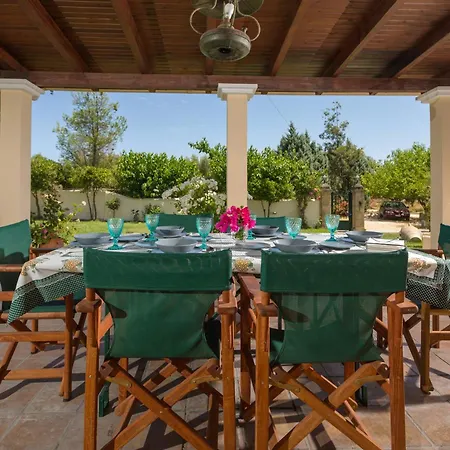 Villa Alkis - Spacious Pool Retreat Villa *