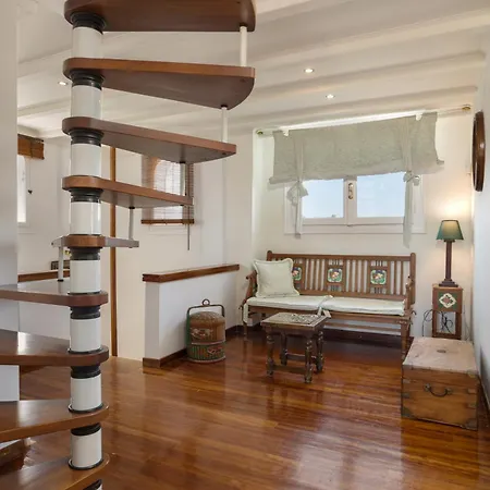 Villa Alkis - Spacious Pool Retreat Villa